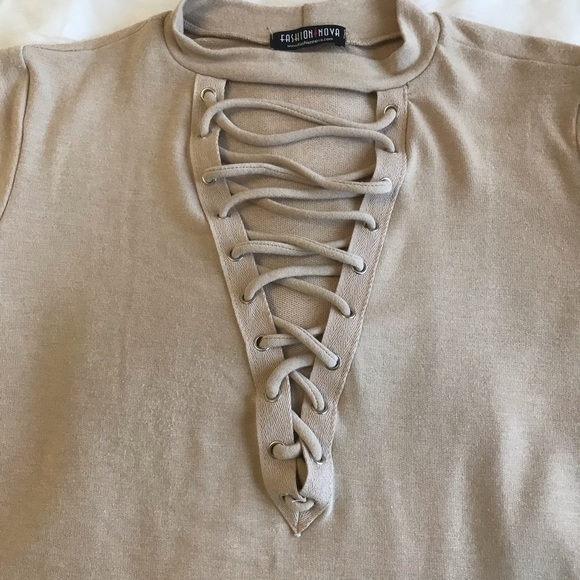 FASHION NOVA LACE UP TOP IN NUDE - Picture 5 of 8